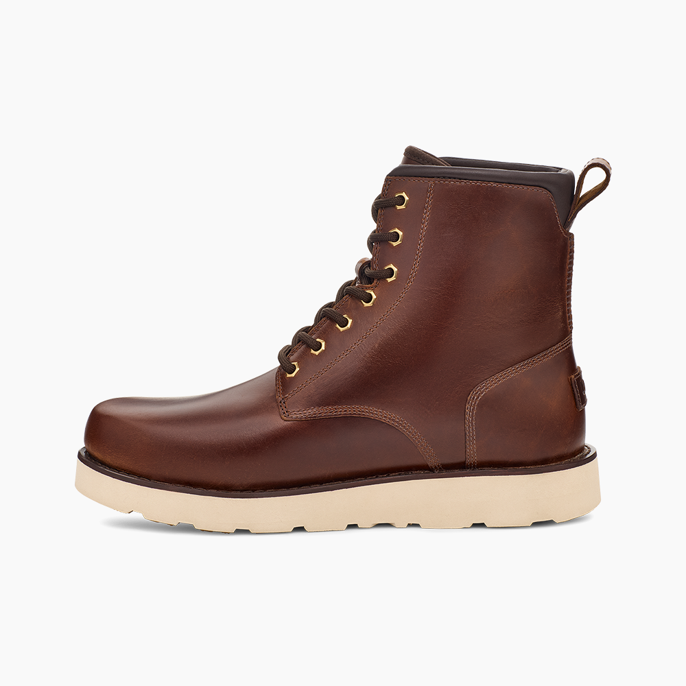 Bota Masculina UGG Cason