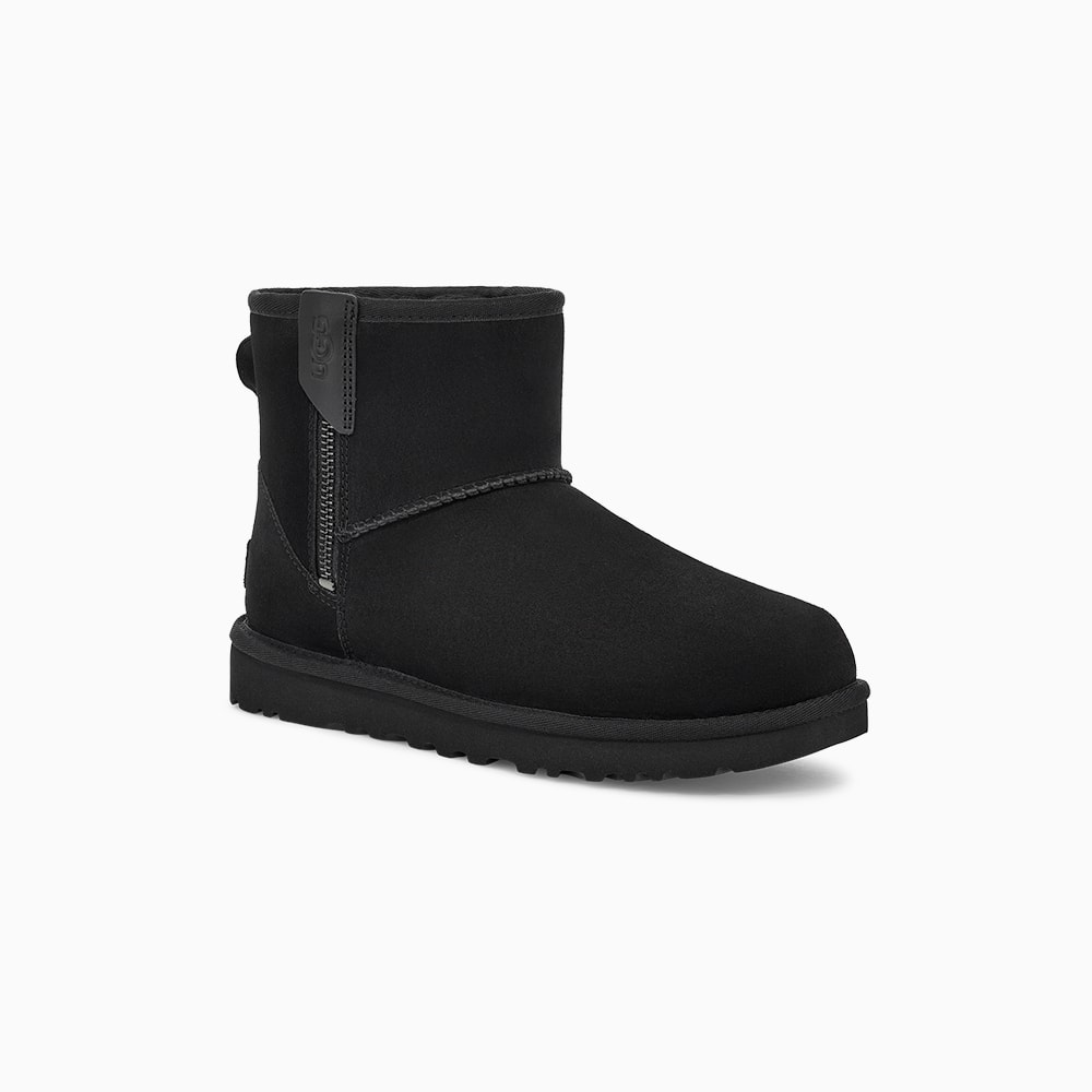 Bota UGG Classic Mini Bailey Zip Preto