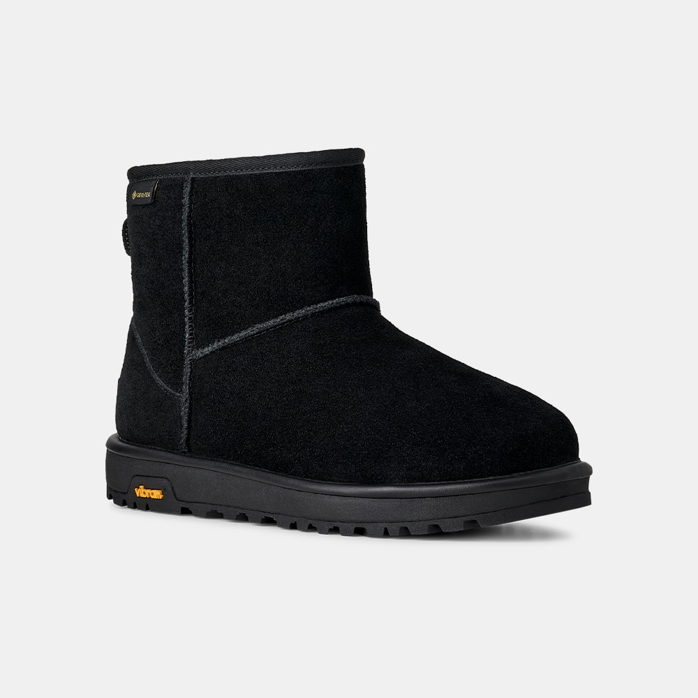 Bota UGG Classic Mini GTX Preto
