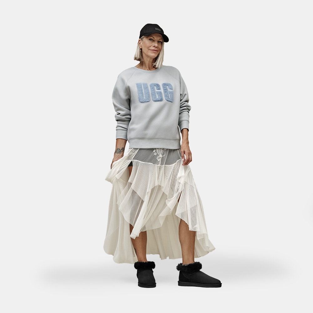 Bota UGG Classic Mini II Preto