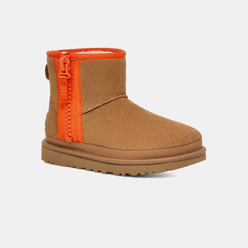 Bota UGG Classic Mini Zipper Tape Logo Caramelo