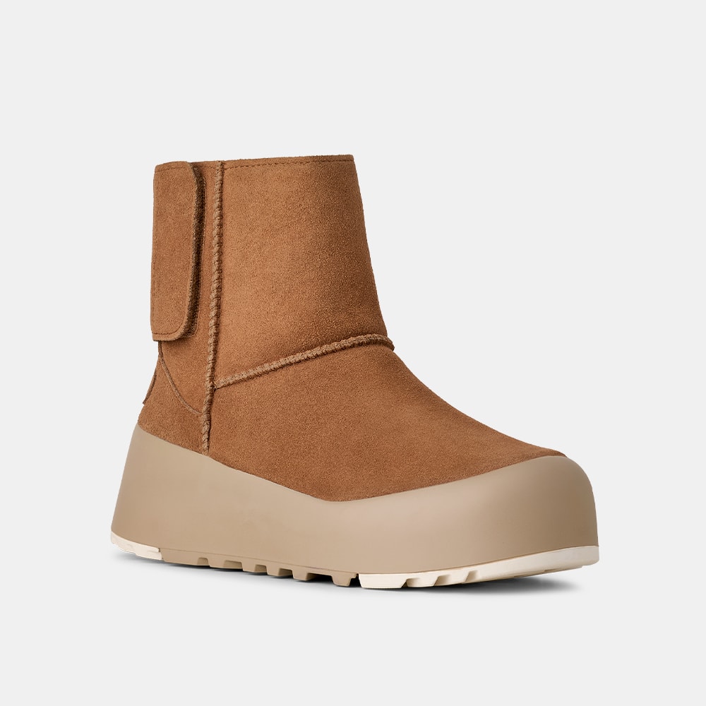 Bota UGG Classic StreetScape Caramelo