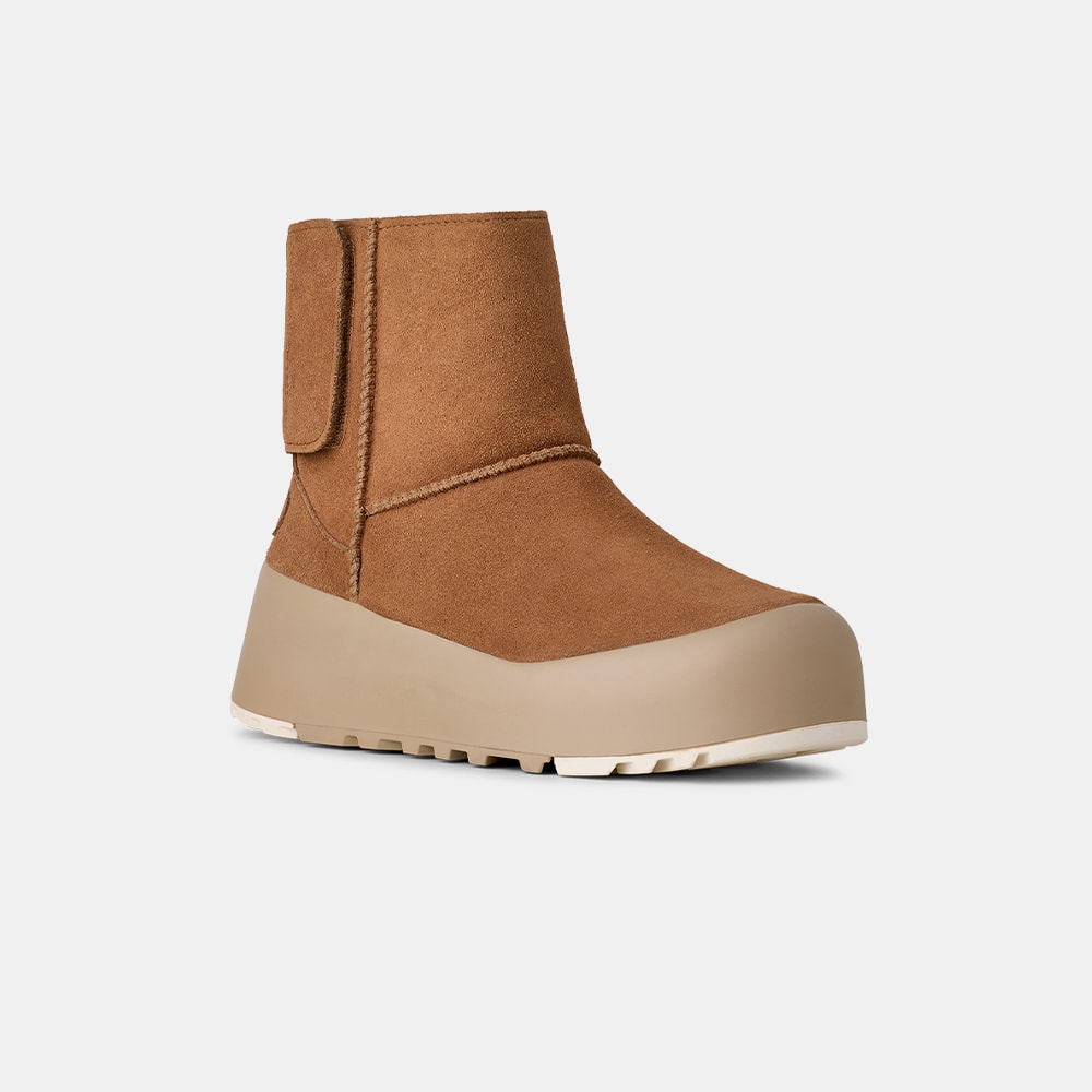 Bota UGG Classic StreetScape Caramelo