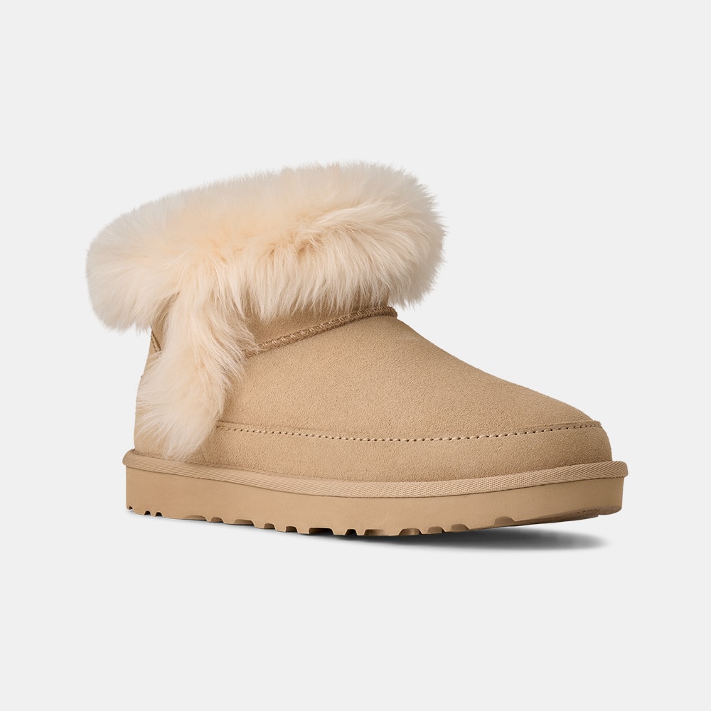 Bota UGG Classic Ultra Mini Chalet Amarelo