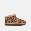 Bota UGG Classic Ultra Mini Spotty
