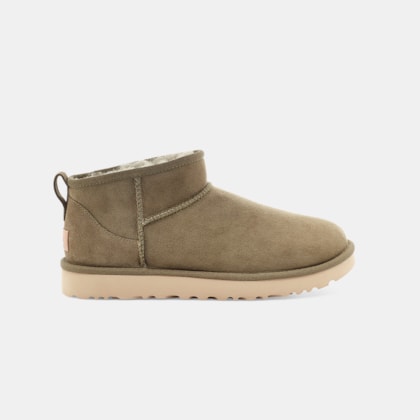 Bota UGG Classic Ultra Mini Verde Oliva