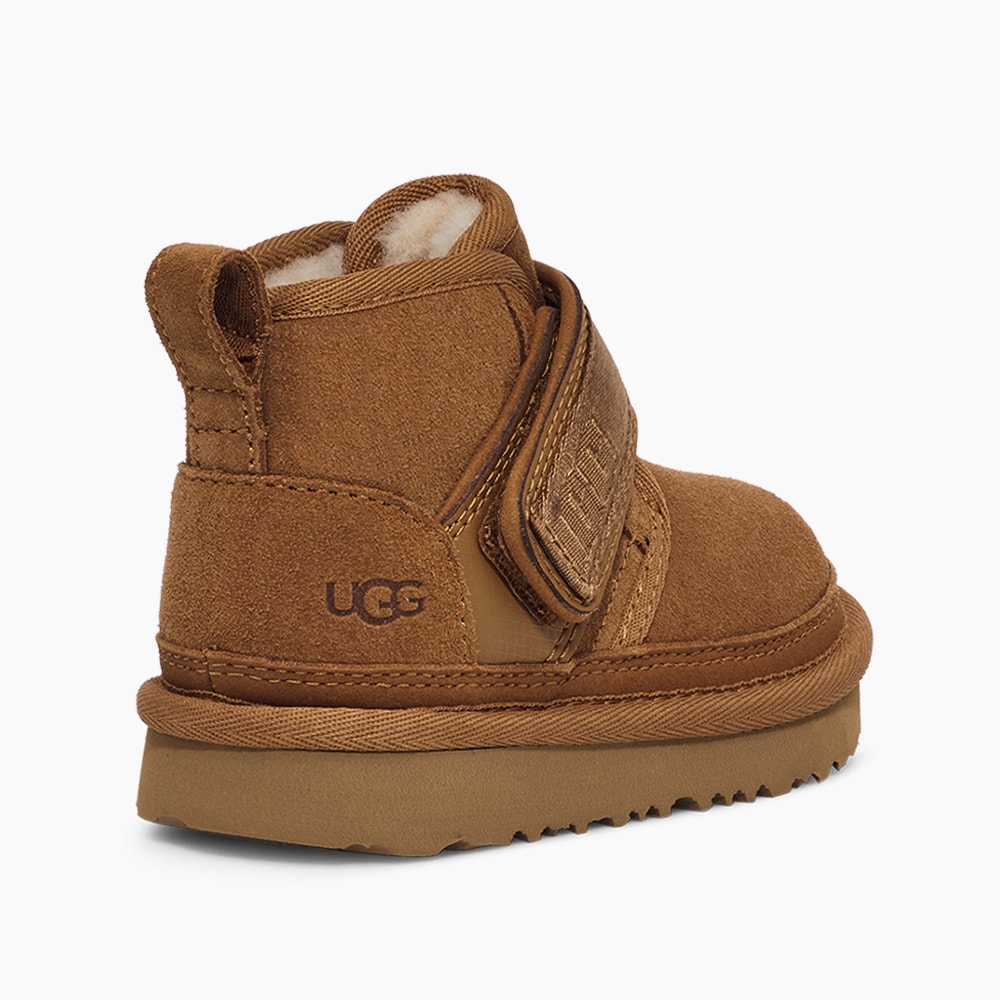 Bota UGG Infantil Neumel Snapback Caramelo