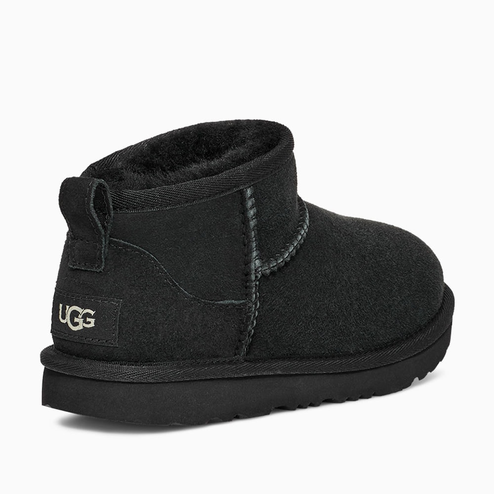Bota UGG Juvenil Classic Ultra Mini Preta