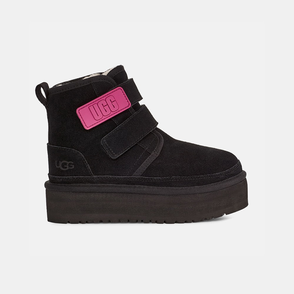 Bota UGG Juvenil Neumel Platform Preto