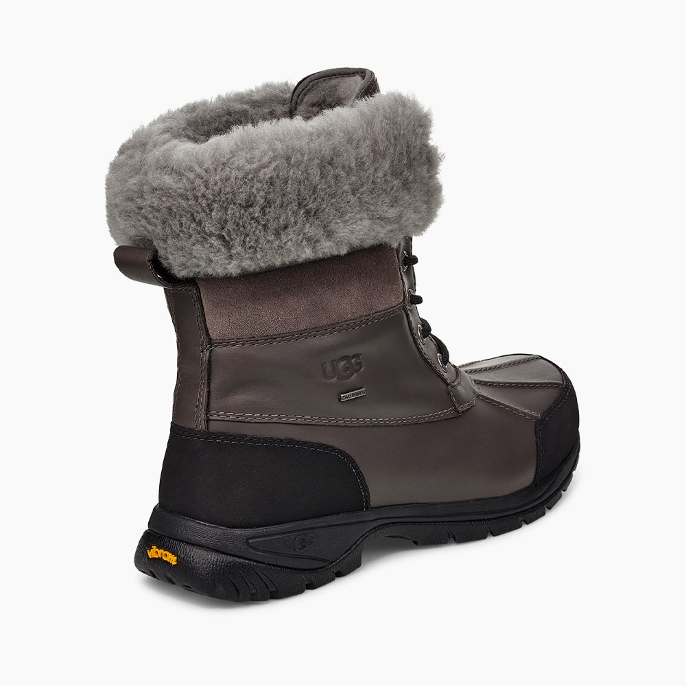 Bota UGG Masculina Butte Cinza