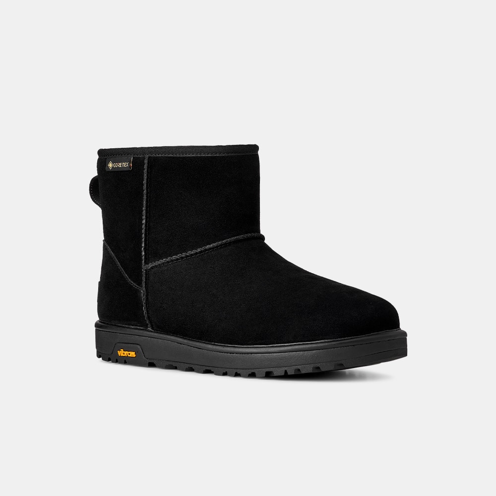 Bota UGG Masculina Classic Mini GTX Preto
