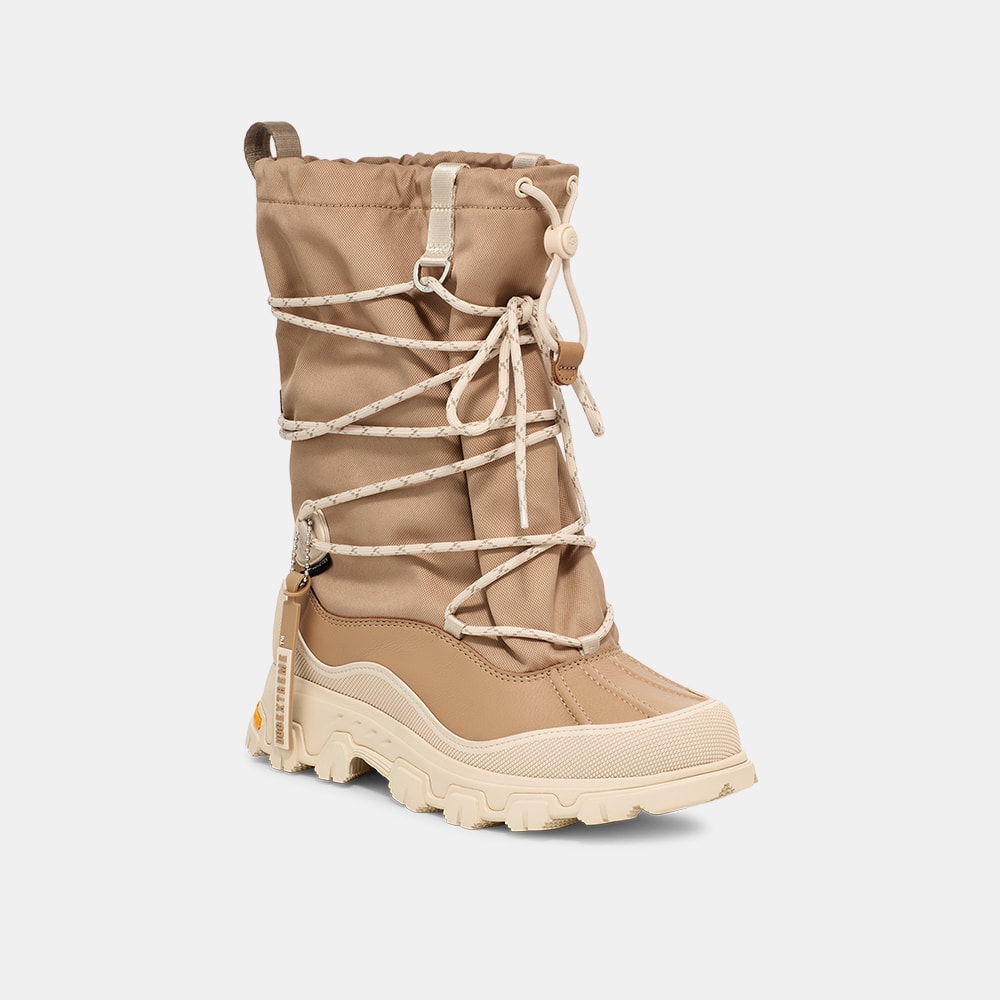 Bota UGG MetroPeak Bege