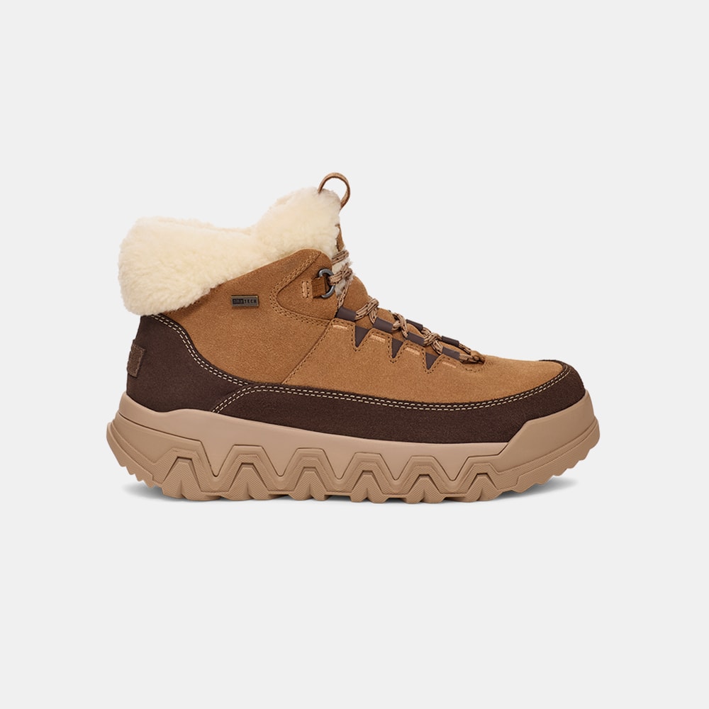 Bota UGG TerreTrail Cozy Lace Caramelo