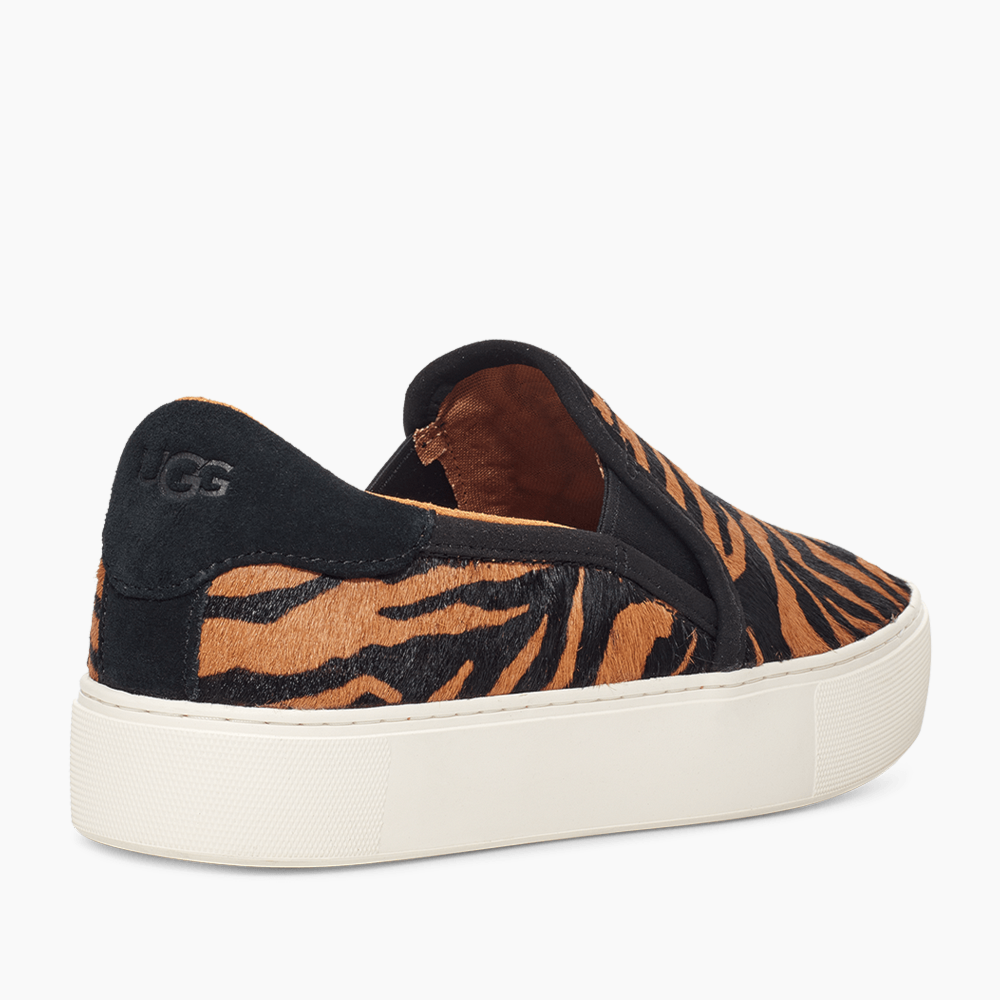 Slip-On UGG Cahlvan Tiger Print