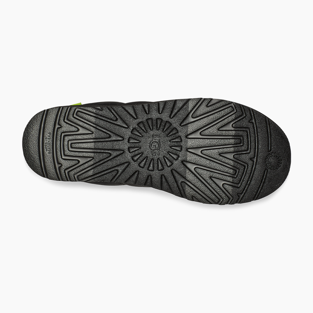 Compre Slipper UGG Tasman LTA Preto com Qualidade | UGG